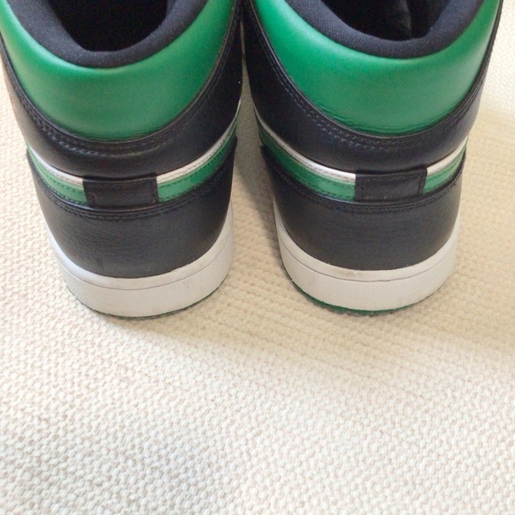 Nike Air Jordan 1 Green Toe Mids size 10 - Picture 8 of 10